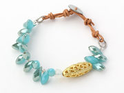 Lake Blue Jade Crystal and Gold Accessory Bracelet is US$3.45
