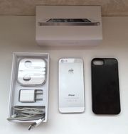 Apple iPhone 5s - 16 GB - Silver - Unlocked - GSM